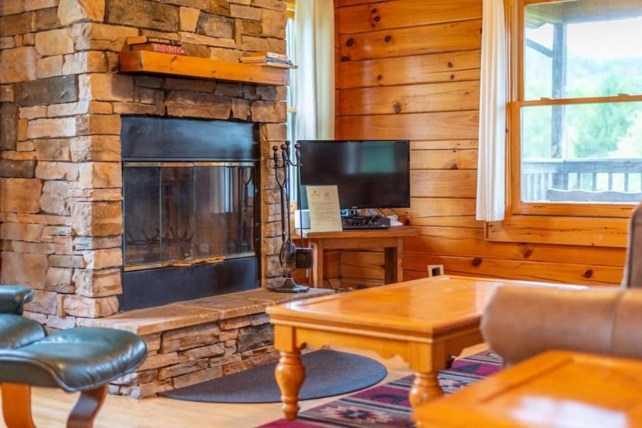 Log Cabin Stunning Mountain Views On 12 Acres Candler Eksteriør billede